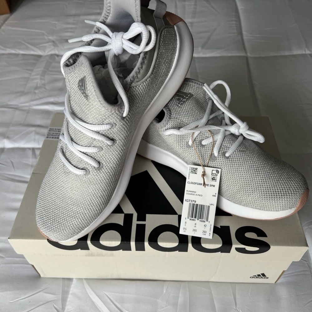 Adidas Gray and White Sneakers with Cushioned Sole and Knit Fabric